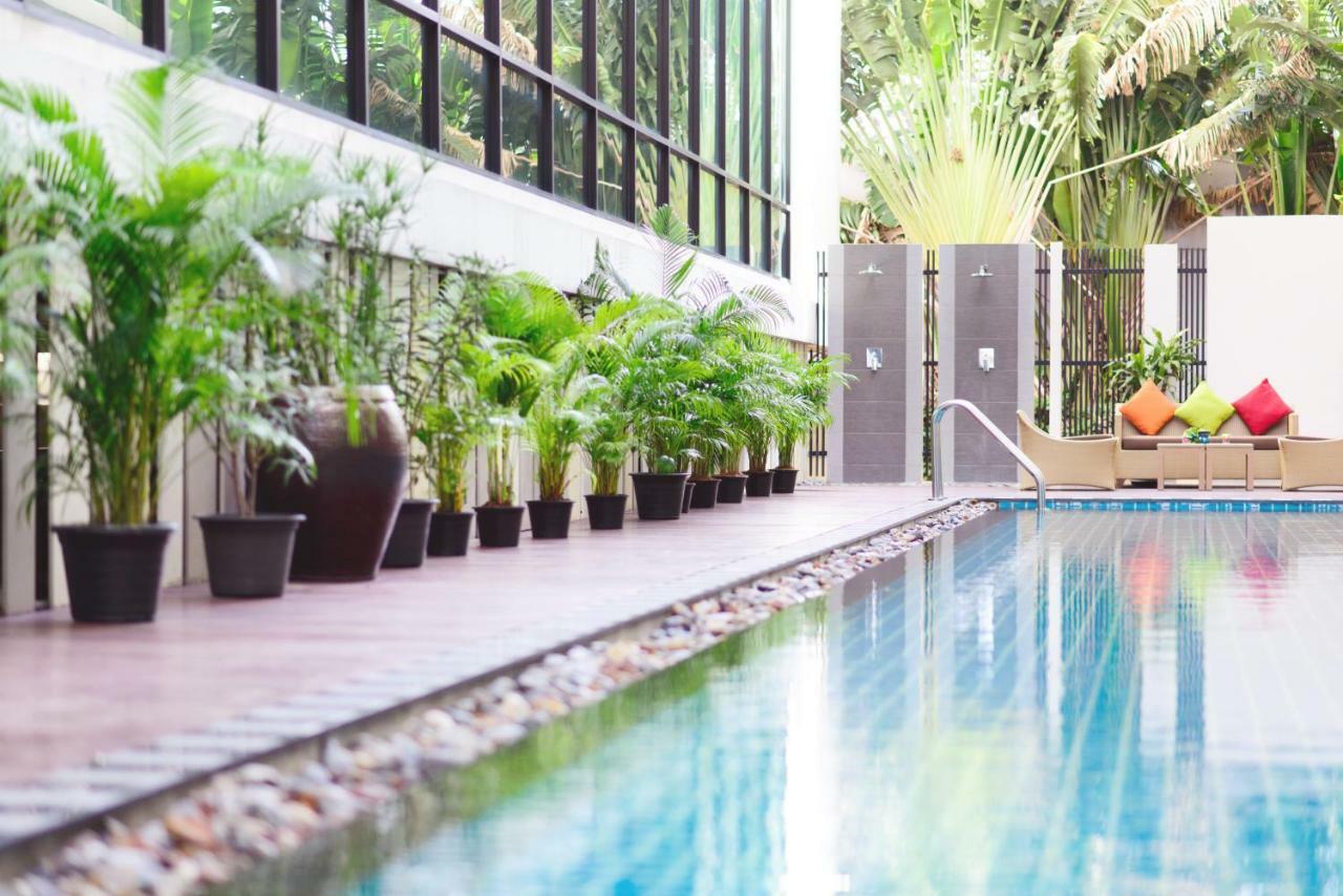 Mida Hotel Ngamwongwan - Sha Plus Нонтхабурі Екстер'єр фото
